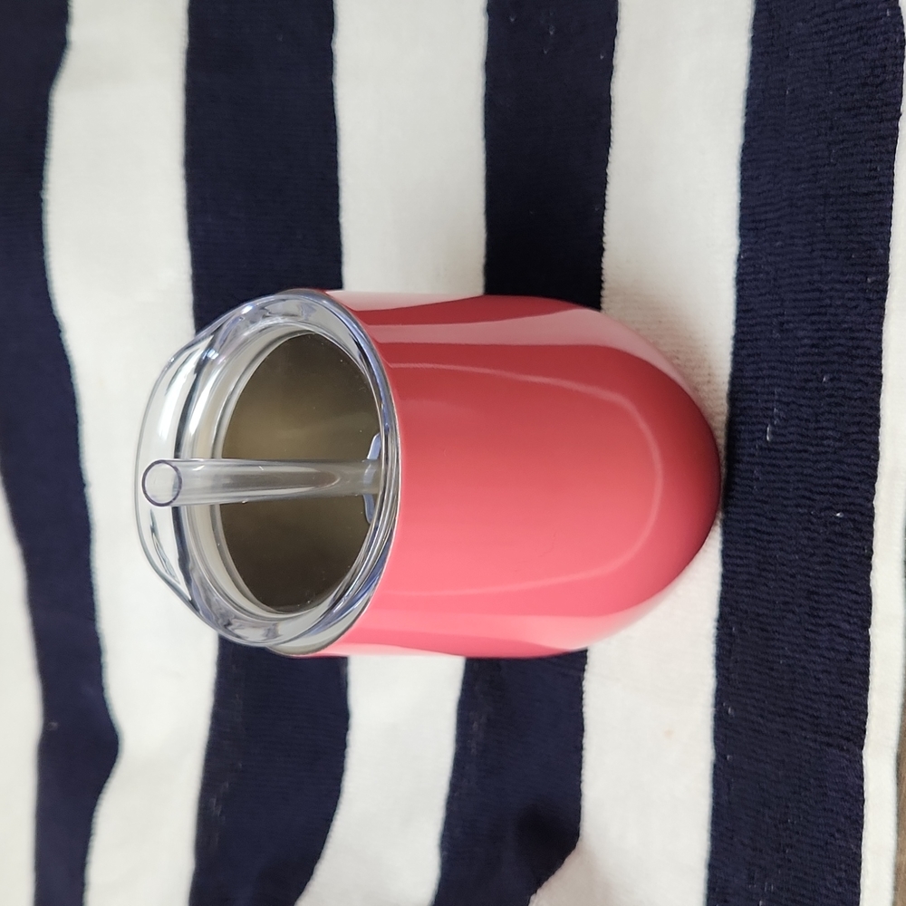 Swig insulated wine cup